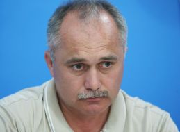 Александр Плахотнюк