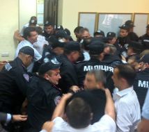 Fight between the employees of militia and deputies
