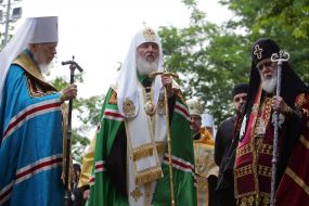 Metropolitan Vladimir, Patriarch Kirill and Patriarch of All Georgia Ilya II