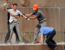 Акція проти демонтажу пам'ятника