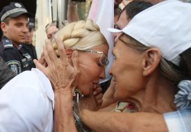 Yulia Timoshenko and her supporter