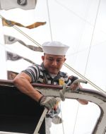 Член экипажа парусного судна ВМС Мексики