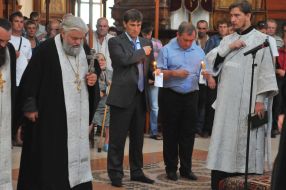 Панихида по погибшим шахтерам