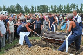 Похороны шахтеров