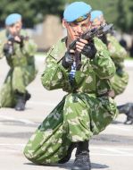 Военнослужащие