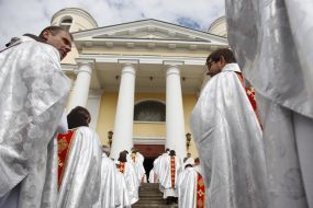 Ingress of Archbishop of the Roman Catholic Church, Pyotr Malchuk