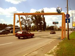 Design of sculpture "Golden soccer gate"