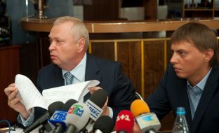 Aleksandr and  Yegor Peklushenko 