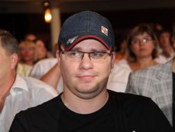 Garik "Buldog" Kharlamov