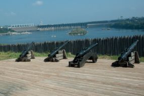 Guns in Khortytsya reserve 