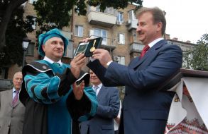 Aleksandr Popov and Viktor Ognevyuk