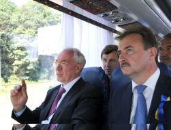 Nikolay Azarov and Aleksandr Popov