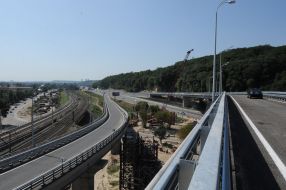 Highway stream crossing