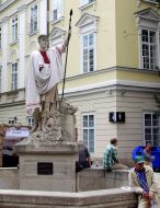 Статуя Адоніса