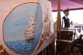 Picture of sailing-vessel