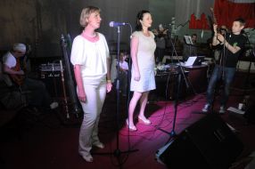 Sergey Zhadan and "Oira" band