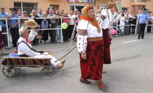 Participants of the International Guzul festival