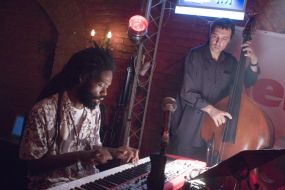 Джоел Холмс та Валентин Корнієнко