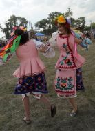 Girls in the Ukrainian national suits