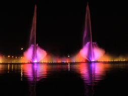The greatest fountain around the world on the opened reservoirs opening