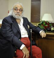 Demis Roussos