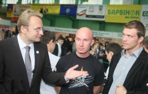 Andrey Sadovyi and Sergey Konyushok