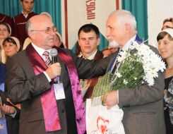 Petr Serdichenko and Aleksandr Minchenko