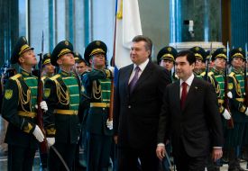 Viktor Yanukovich and Gurbanguly Berdimuhamedow