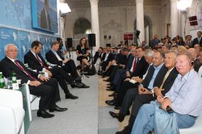 Participants of VIII Yalta meeting