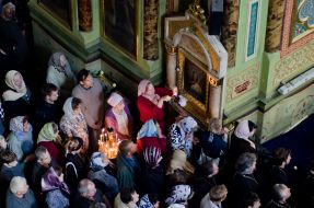 Participants of funeral of Metropolitan Nicodim