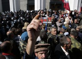 Воины-афганцы протестуют против сокращения льгот