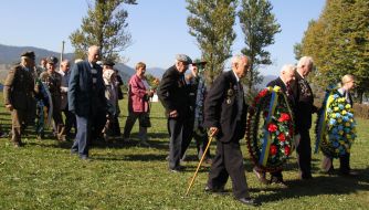 Laying-on of chaplets