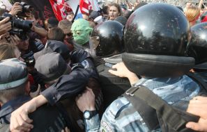 Столкновения между студентами и "Беркутом"
