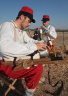 Участники военно-исторической реконструкции