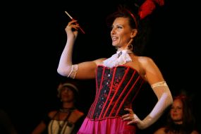 Tеатрально-танцевального перформанс "Мулен Руж"