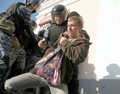 "Berkut" retards protesters
