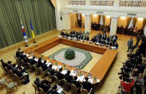 Meeting of Nikolay Azarov and Kim Hwang Sik