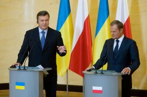 Viktor Yanukovich and Donald Tusk