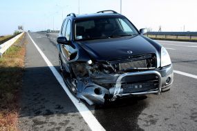 Повреждённый в результате ДТП автомобиль