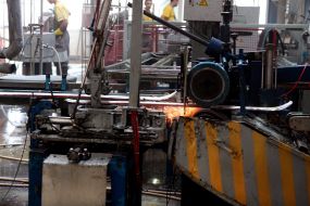 У цеху по виготовленню лиж