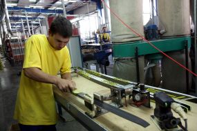 Виробництво лиж