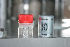 Виробництво закупорювальних виробів