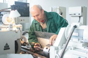 Виробництво закупорювальних виробів