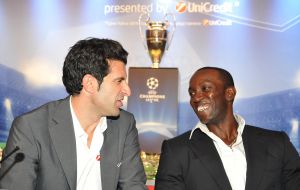 Luis Figo and Dwight Yorke
