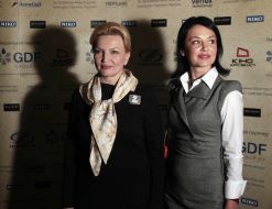 Raisa Bogatyryova and Lyudmila Khariv