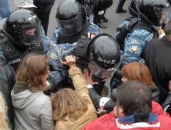 Blockade of militia fighters