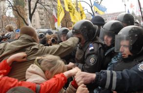Blockade of militia fighters