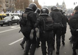 Blockade of militia fighters