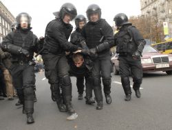 Арест сторонника оппозиции
