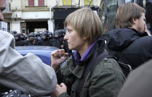 Natalya Kravchuk clinched fists